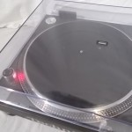 Technics SL-1200mk3D analog disc player