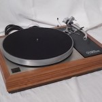 LINN LP12 / SME 3010R analog disc player