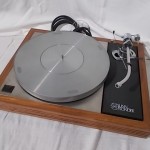 LINN LP12 / SME 3010R analog disc player