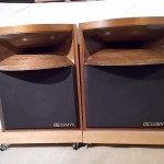 Exclusive 2402 2way speaker system (pair)