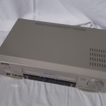 Victor HR-V300 S-VHS tape recorder